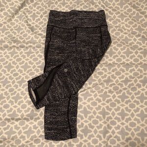 Lululemon Cropped Leggings Size 4